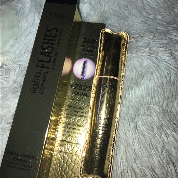 tarte lights, camera, FLASHES mascara - black - Picture 3 of 5
