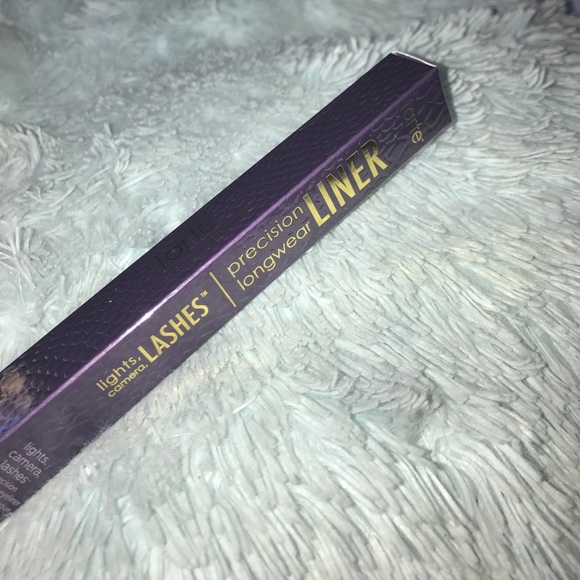 tarte lights, camera, lashes precision eyeliner - Picture 1 of 4