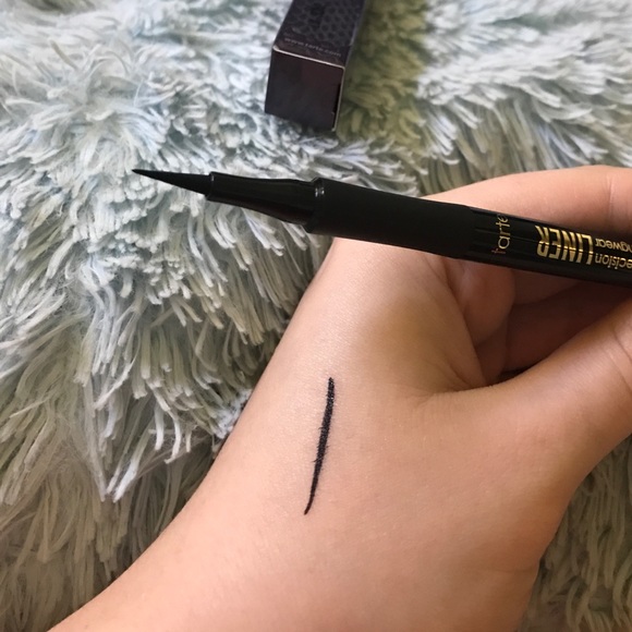 tarte lights, camera, lashes precision eyeliner - Picture 4 of 4