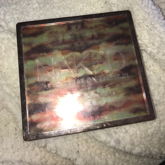 Naked On the Run - Picture 2 of 4