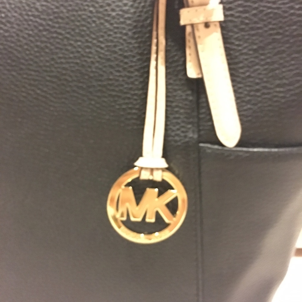 ⚡flash sale⚡ Black Michael Kors Jet Set Tote bag - Picture 6 of 6