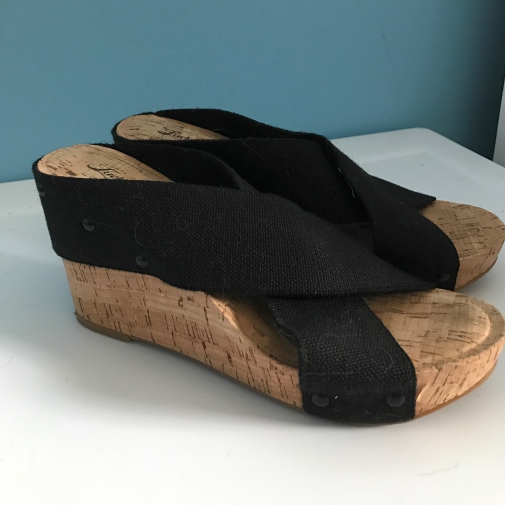 Lucky Brand black cross strap wedge sandals
