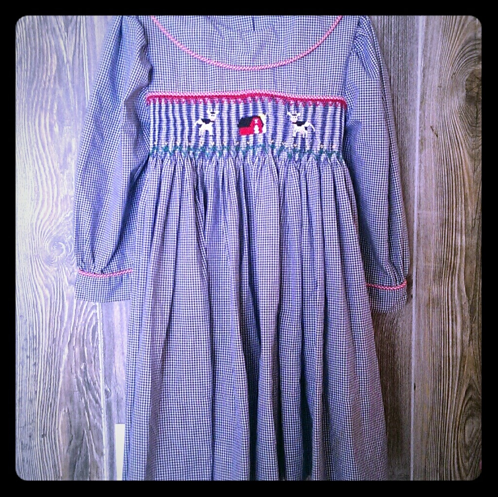 🎈2 for $25🎈Smocked barn party dress