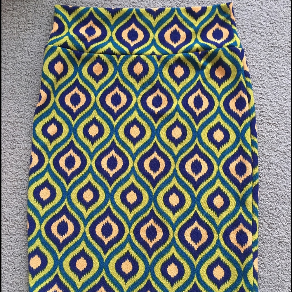Lularoe Cassie skirt