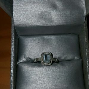 Aquamarine ring