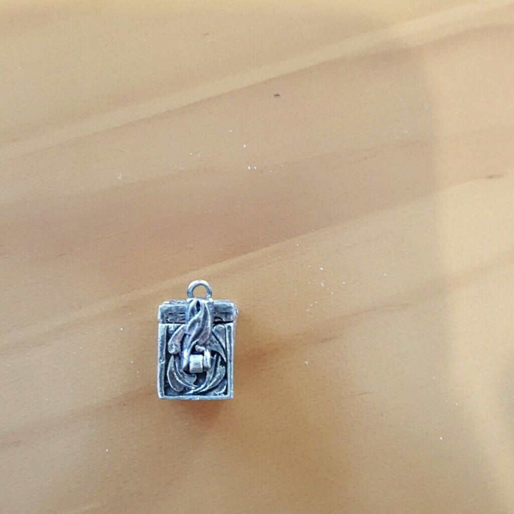 prayer box  charm