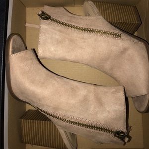 Cute opened toe booties