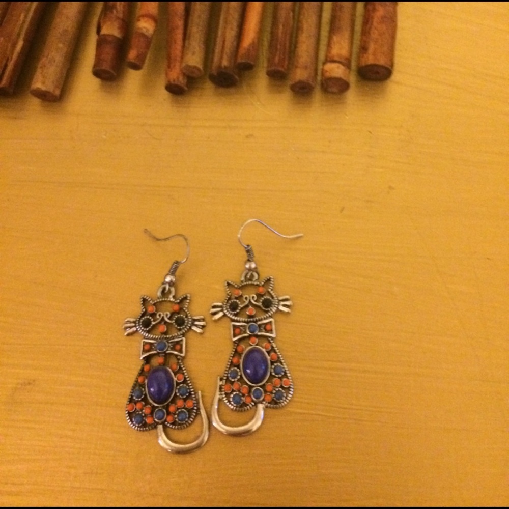 Cat earrings