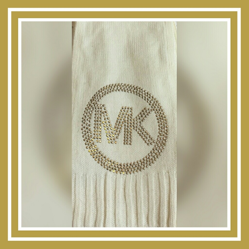 Michael Kors Logo Scarf White Knit Goldtone  Studded Logo 72"L X 8"W. NEW - Picture 4 of 7