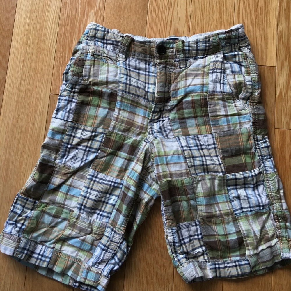 GAP plaid shorts
