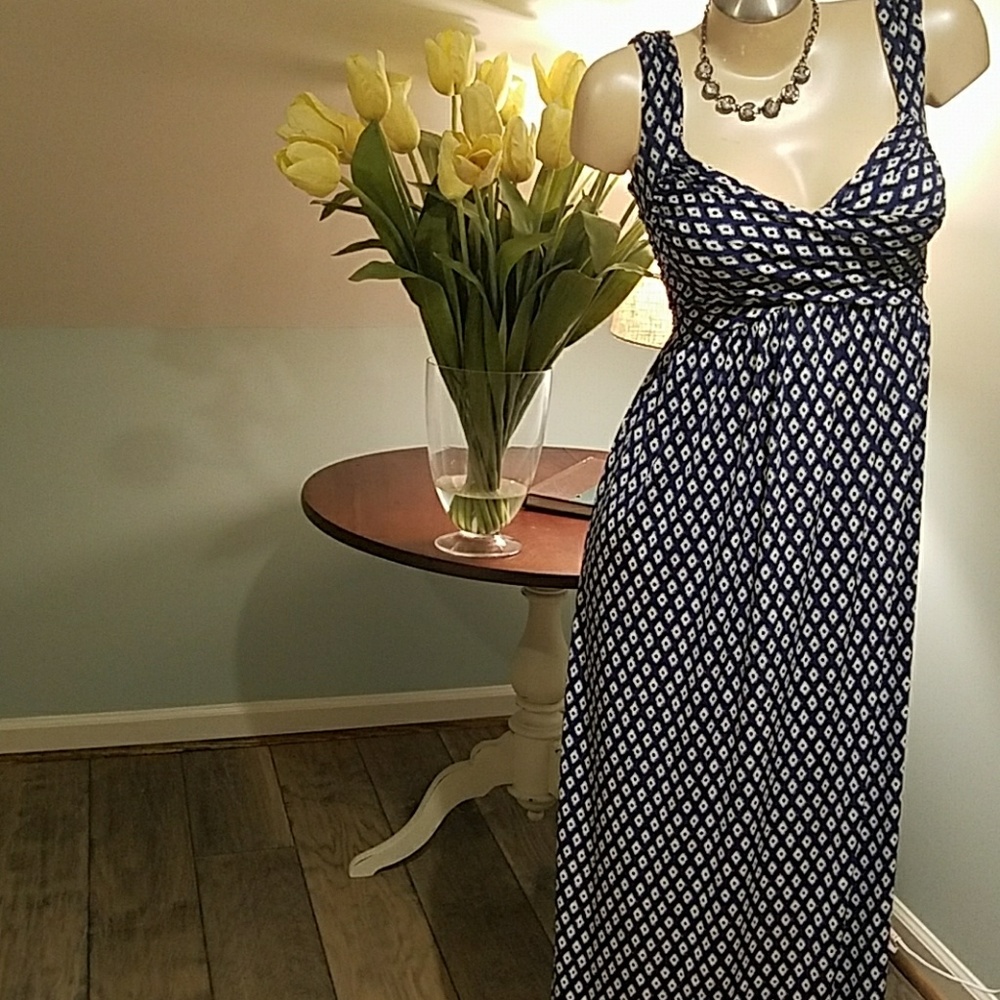 New Max Studio dress