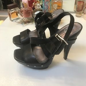 Jessica Simpson platform heels