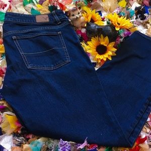 American Eagle Dark Wash Straight-Leg Stretch Jean