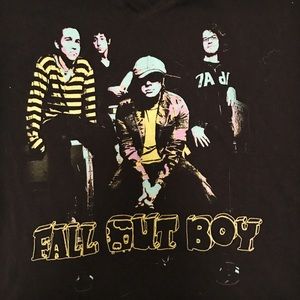 Contrast fall out boy band tee