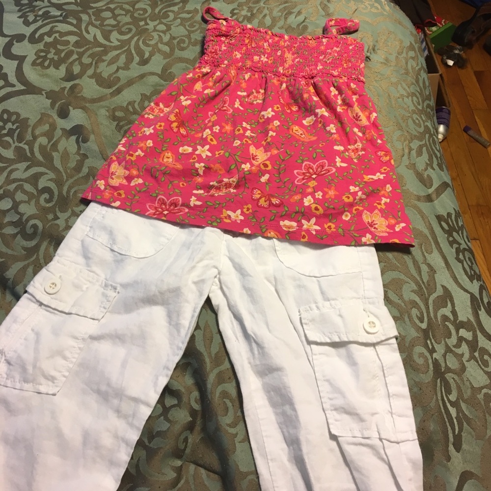 Girls size 8 Gap top and Gap capris