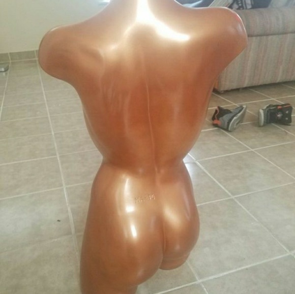 Gold mannequin SOLD - Picture 2 of 3