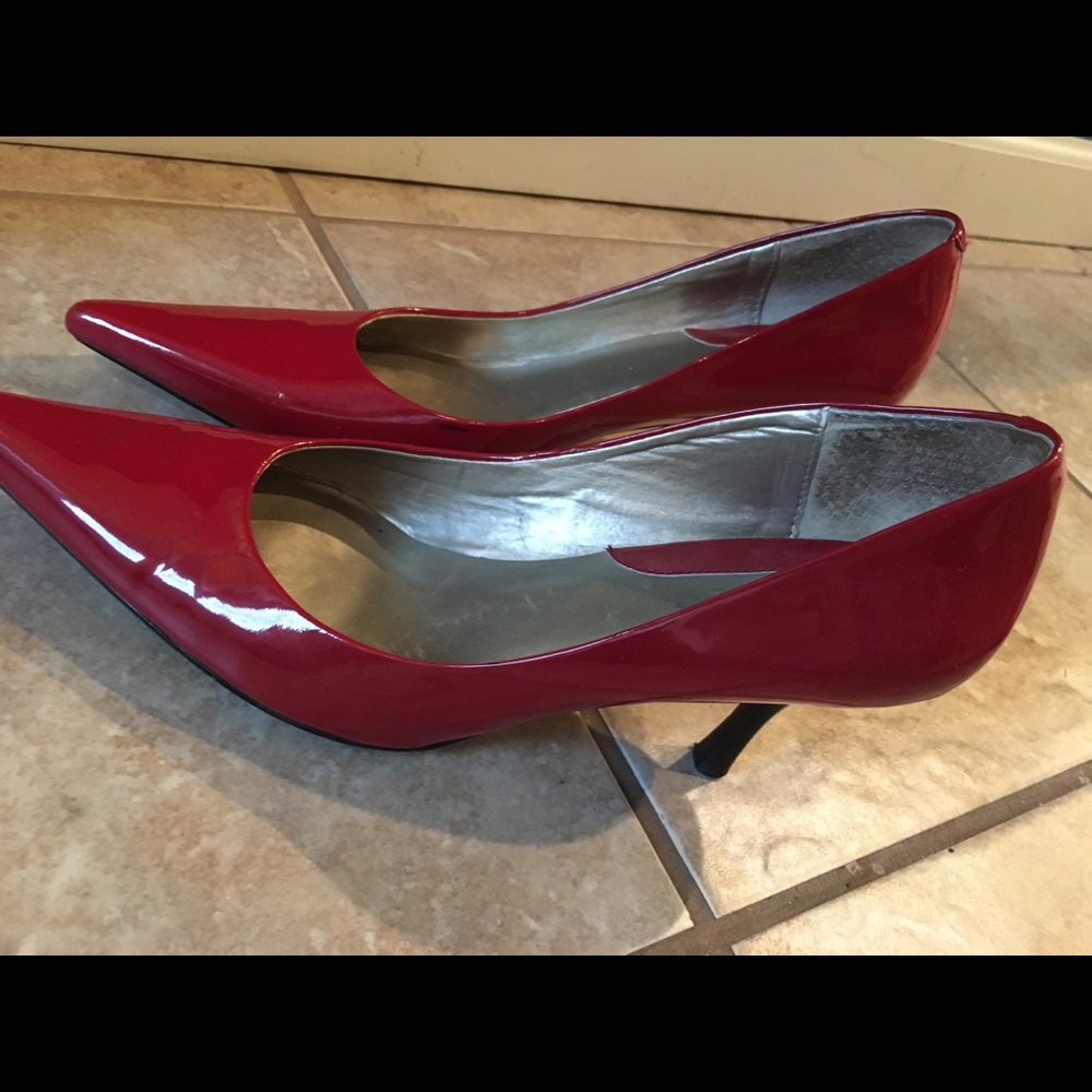 Red patent nine west heels