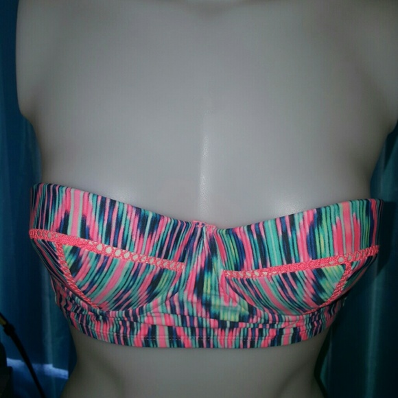 Pushup Bra - Picture 1 of 4