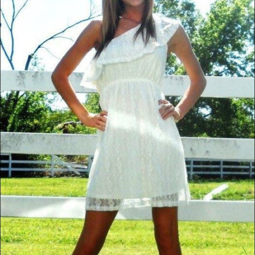 One shoulder lace dress!