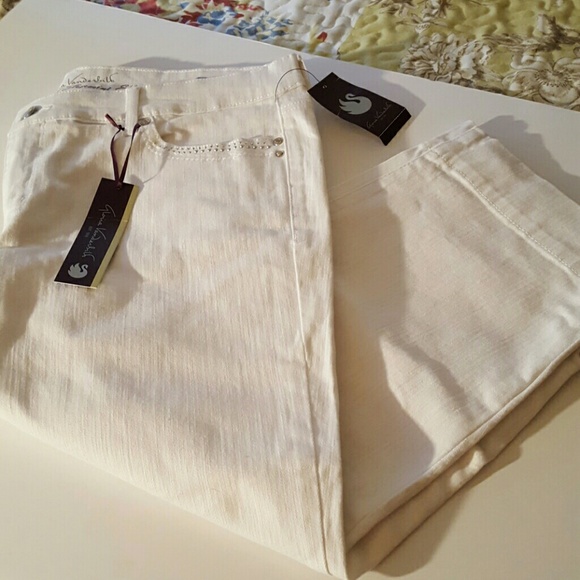 NWT GLORIA VANDERBILT CAPRI JEANS S-16P - Picture 1 of 4