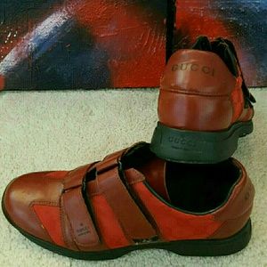 Authentic gucci shoes!