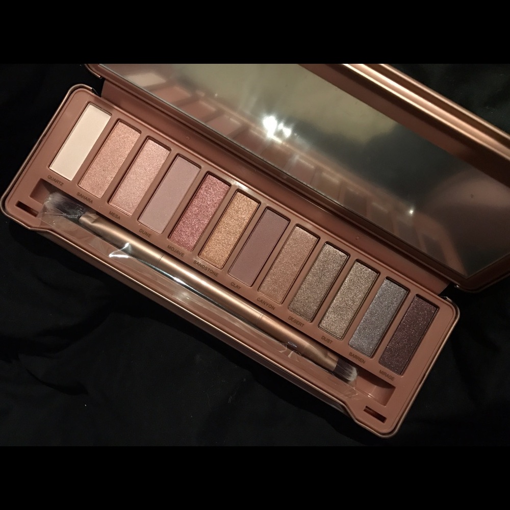 Pure Cosmetics Buff Collection Eyeshadow Palette