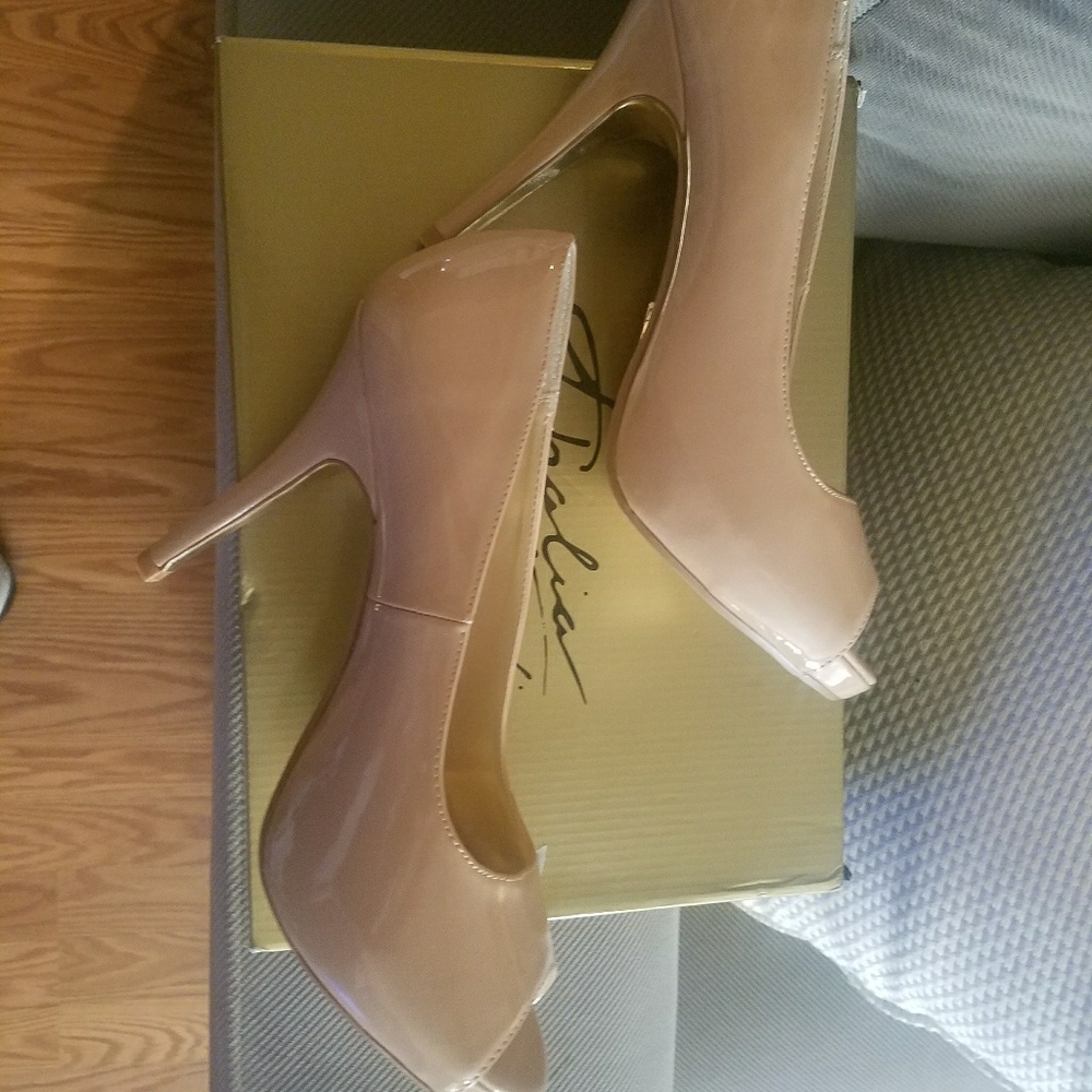 NWT Nude Open Toe Pumps