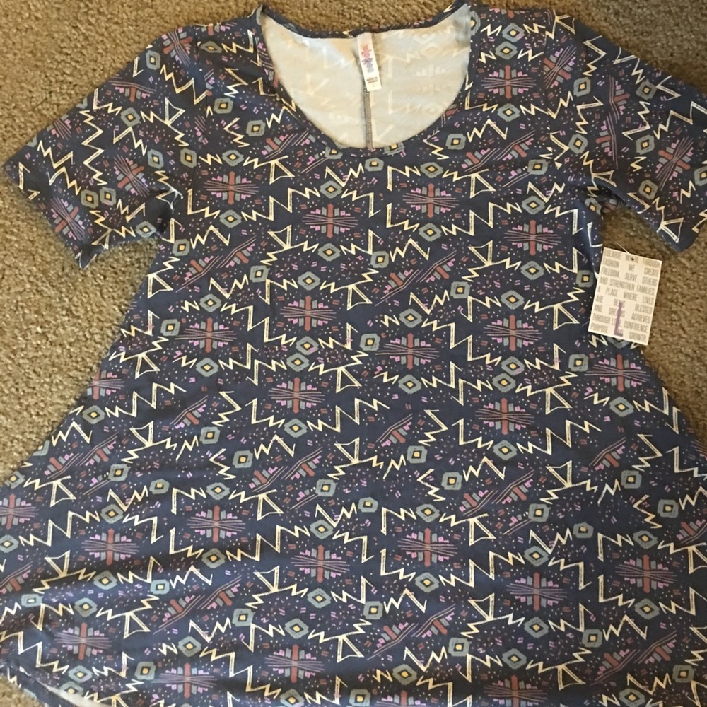 Lularoe perfect T