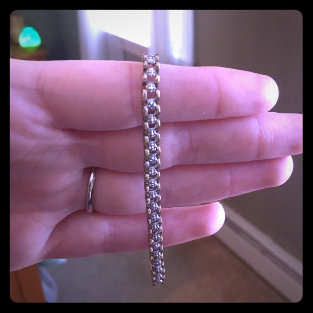 Gold bracelet