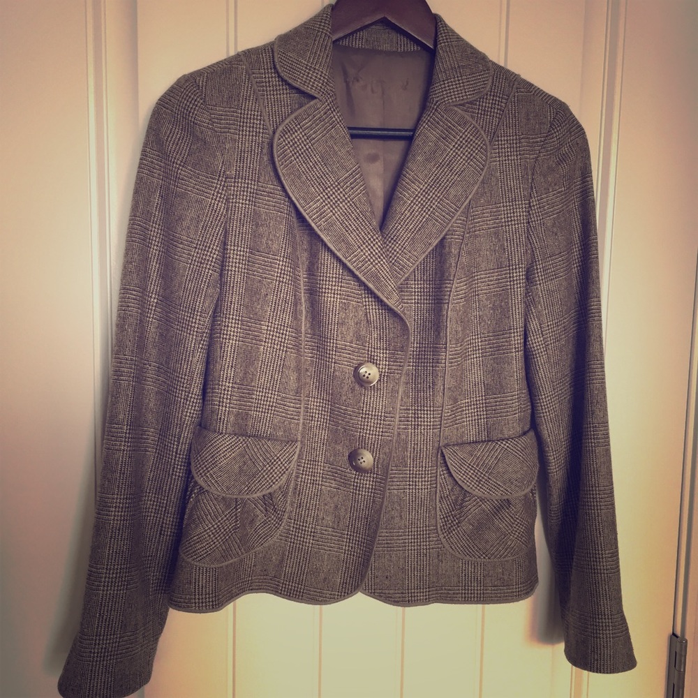 MOVING SALE!!! Banana Republic houndstooth blazer