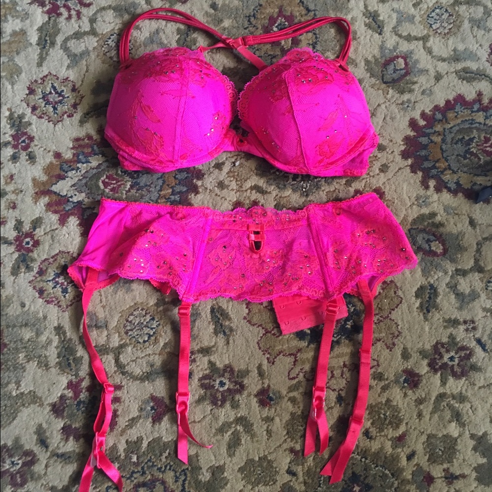Victoria Secret SLT Red & Pink set -32B + xs/S