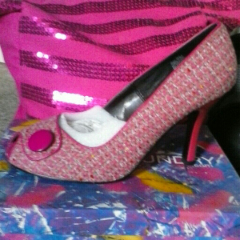 Chinese Laundry Hot Pink Tweed Heels SIZE 9M **NIB**