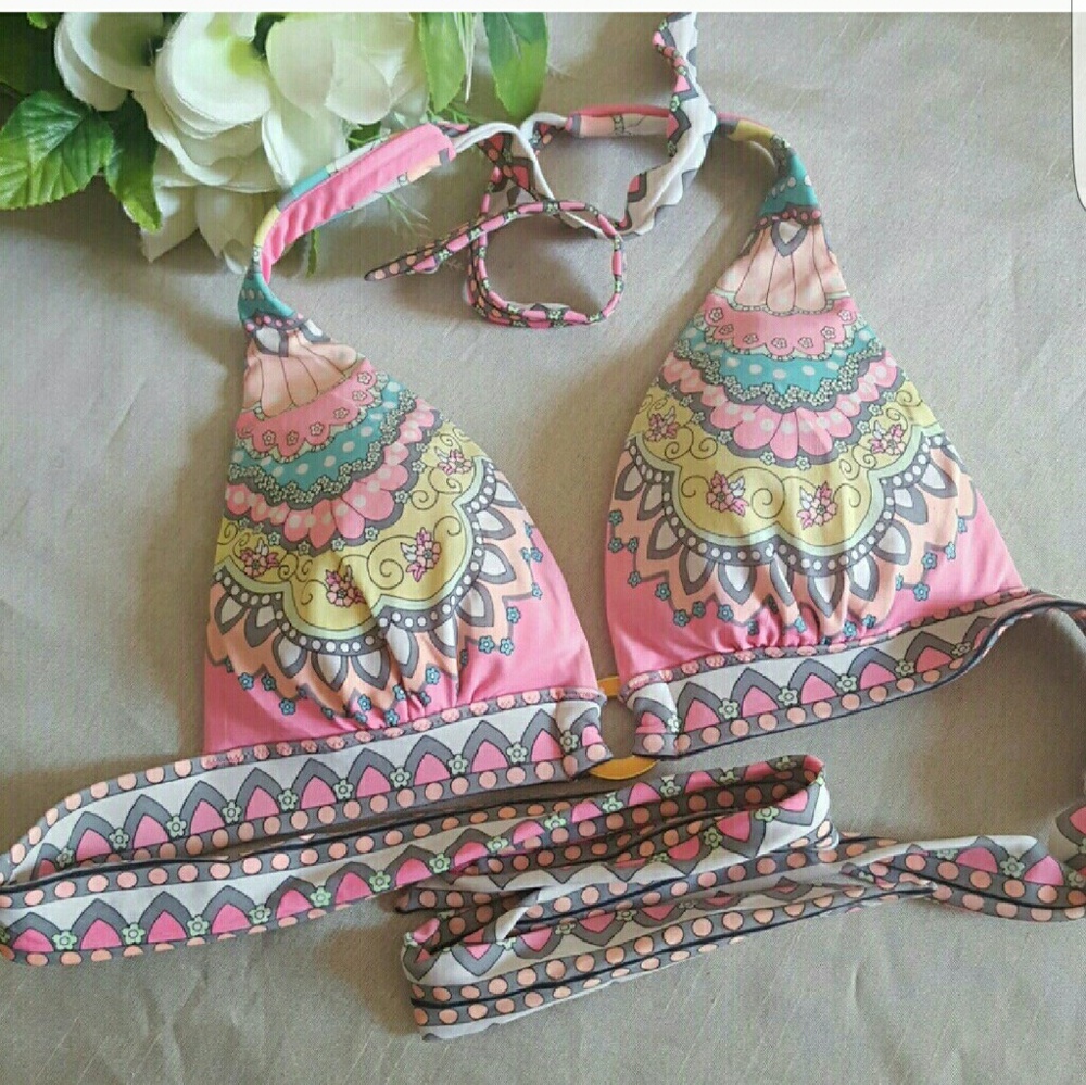 VICTORIA'S SECRET HALTER BIKINI TOP SIZE S