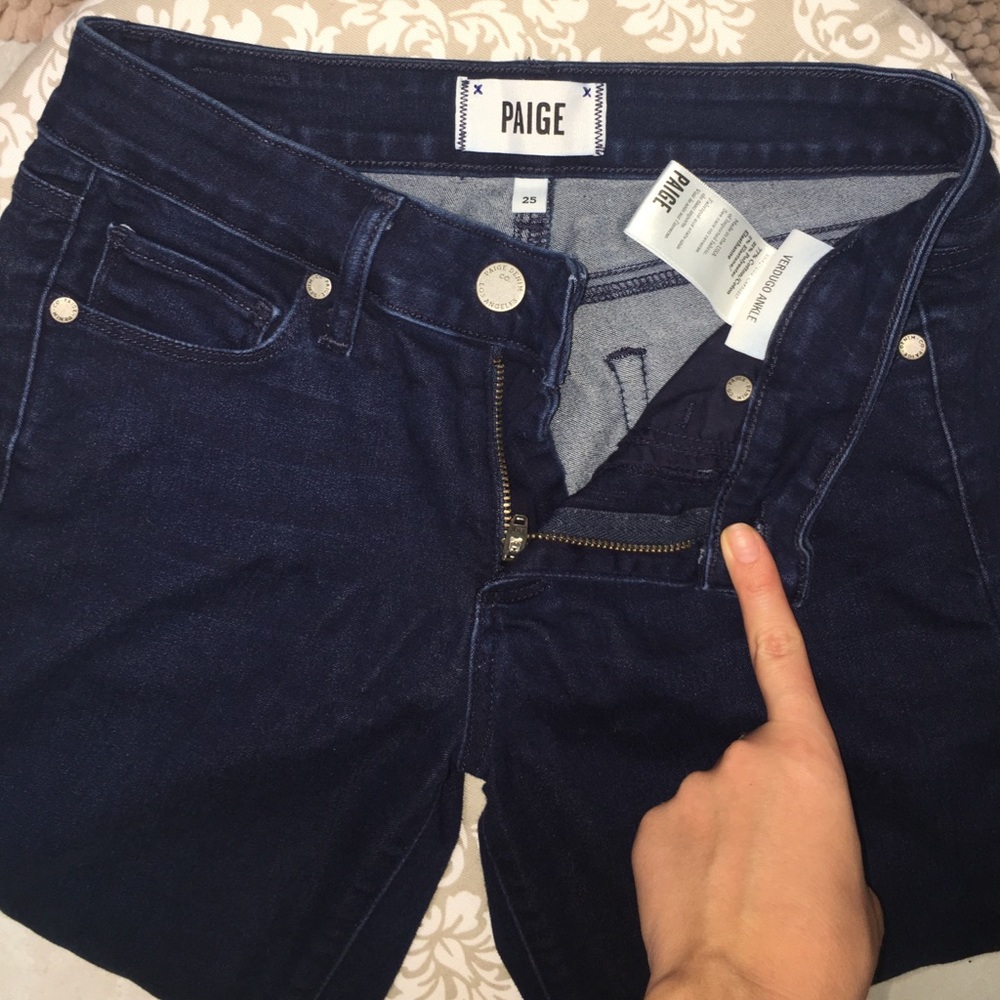 Paige Jeans 25 Skinny Leg Dark Wash