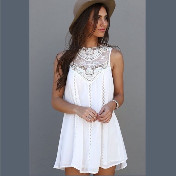Sheer White Crochet Lace Long Top Boho - Picture 3 of 4