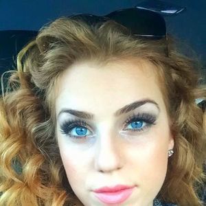 Meet your Posher, Rinata