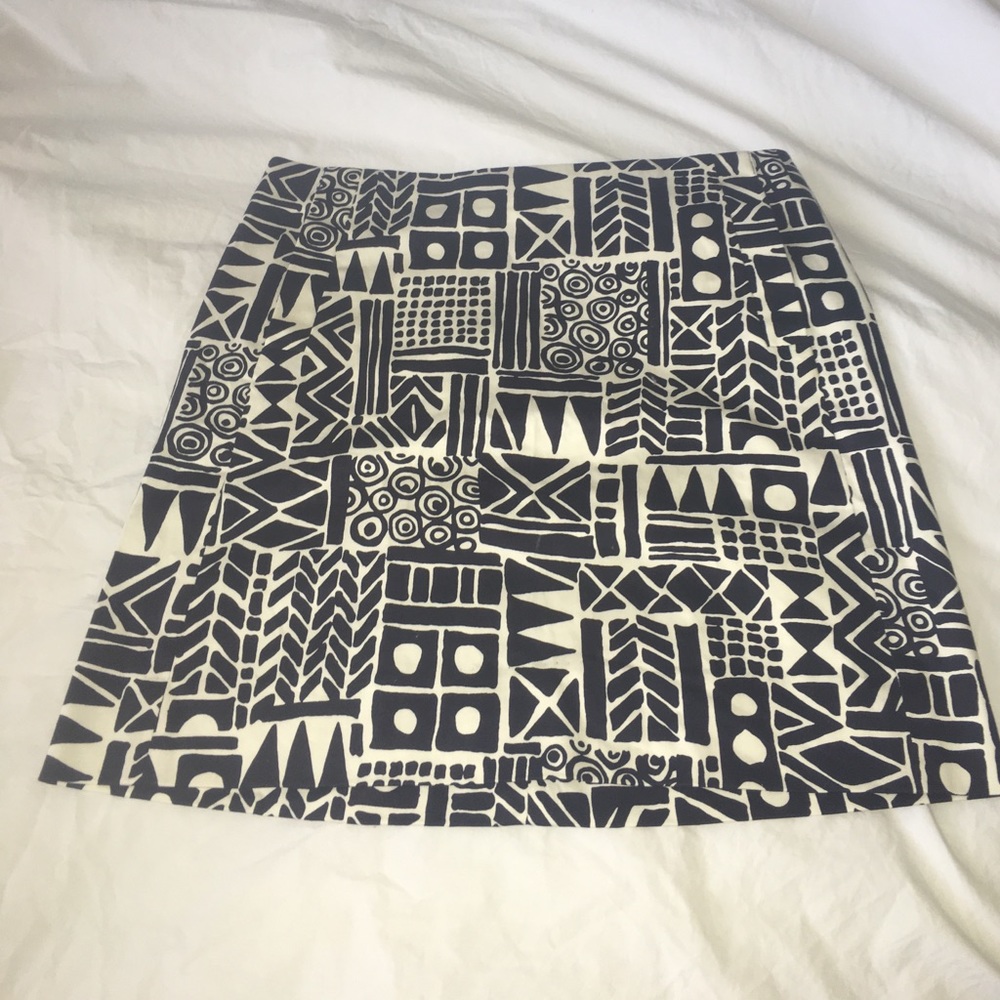 JCREW NWT beautiful navy blue pattern skirt size 0