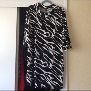 Beautiful Alfani Dress!! 😍