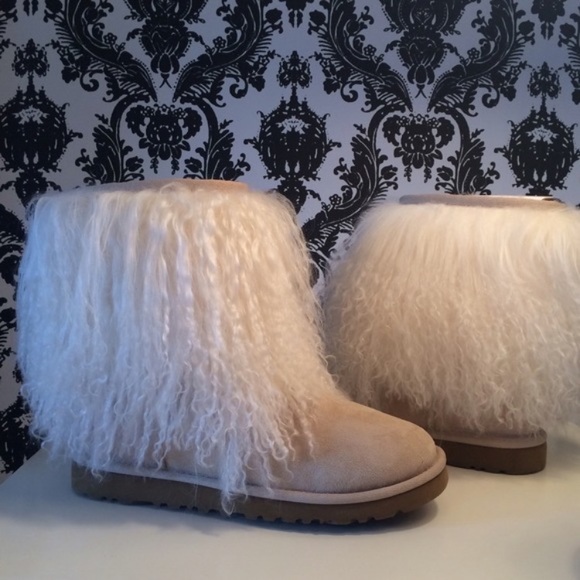 black short sheepskin cuff uggs black short sheepskin cuff uggs