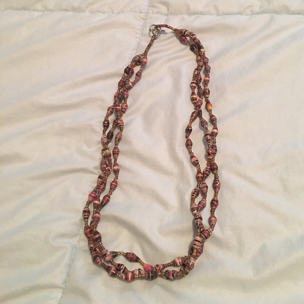 💰ACCEPTING OFFERS💰3-strand necklace