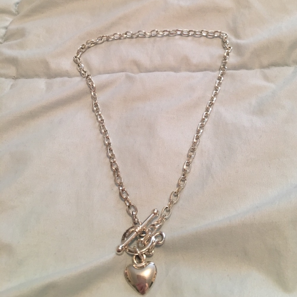 💰ACCEPTING OFFERS💰Silver necklace