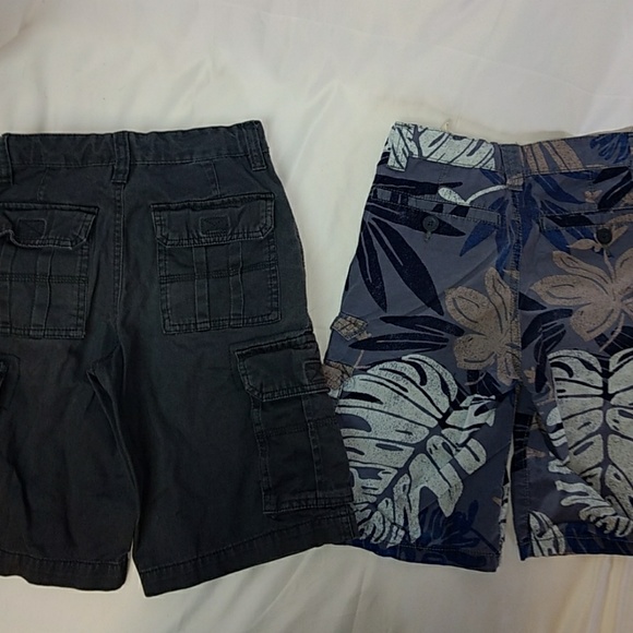 Boys sz 8 Cargo Shorts Old Navy Cherokee Iron - Picture 6 of 7