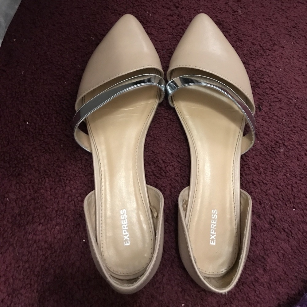 Express cutout front strap flats