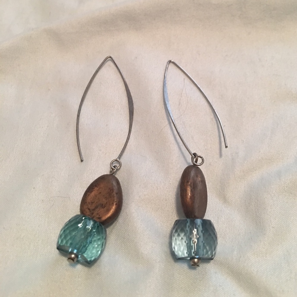 💰ACCEPTING OFFERS💰Brown and teal earrings