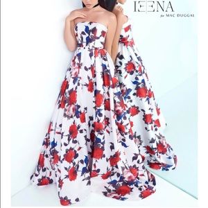 This is a mac duggel gown