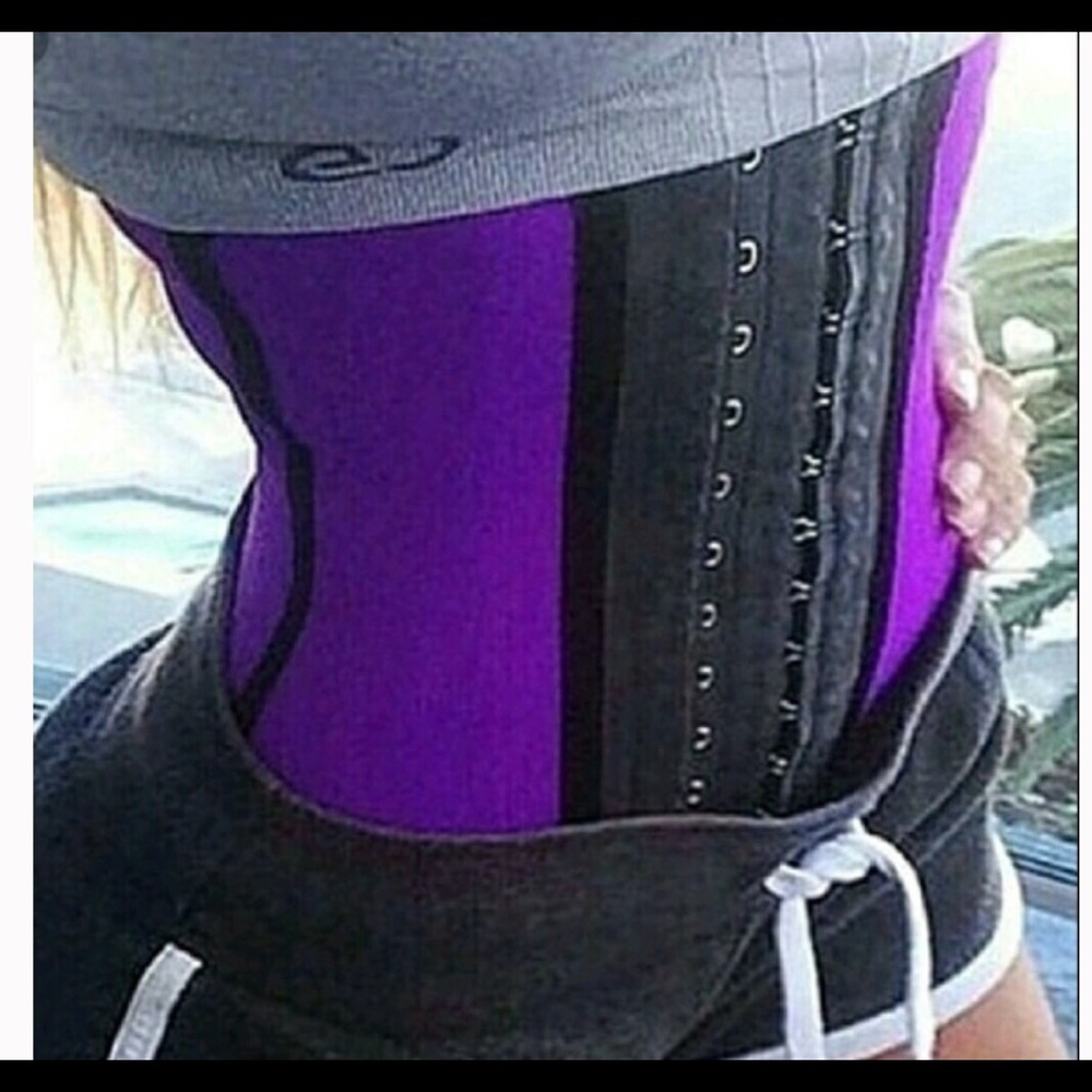 Brand new waist trainer can