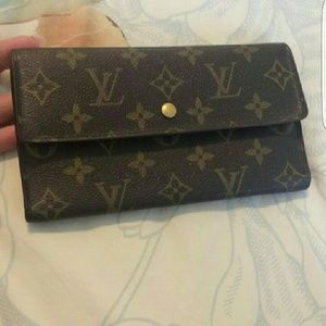 Louis vuitton wallet
