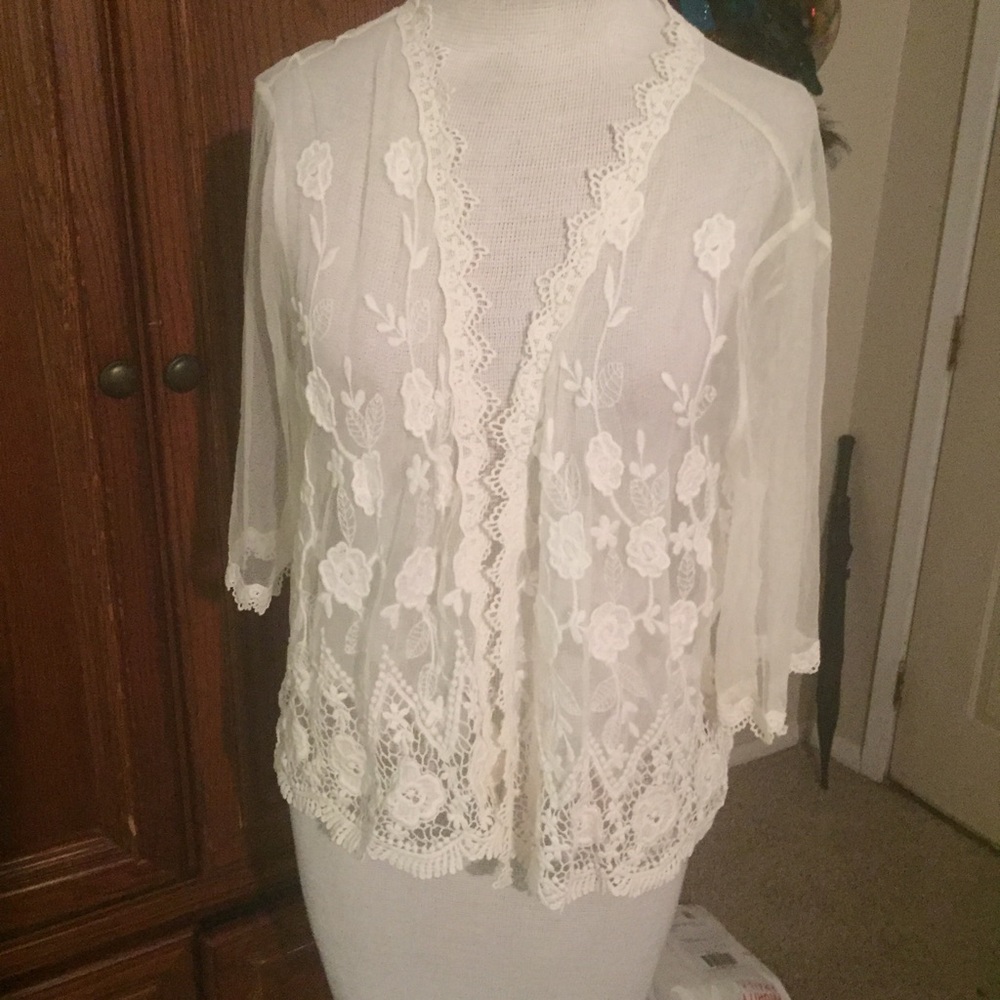 NWTS Boutique laced shrug