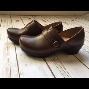 Dansko Leather Clogs Like New