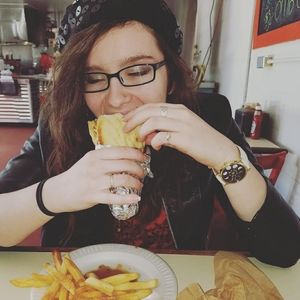 Meet your Posher, Taylor